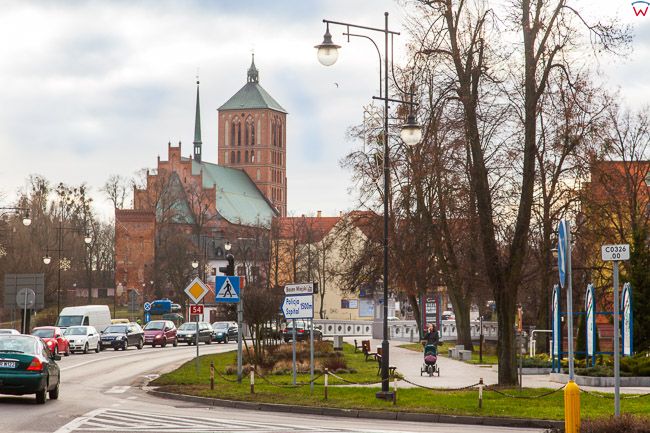 Braniewo, panorama wzdluz ulicy Gdanskiej. EU, Pl, warm-maz.